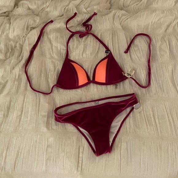 Velvet Victoria’s Secret pink bikini size S/M - Picture 2 of 9